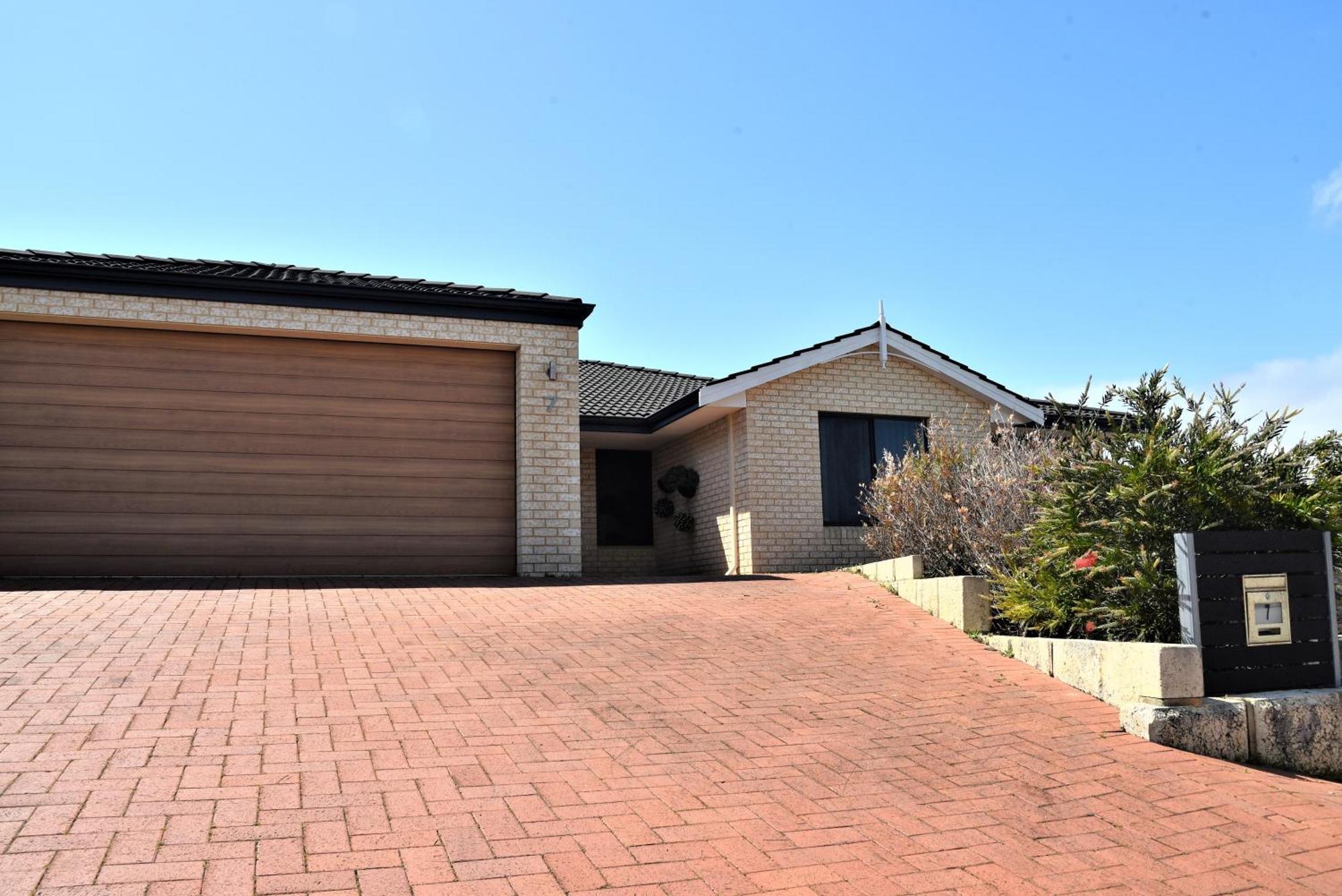 Madora Bay Beach House Villa Mandurah Exterior photo