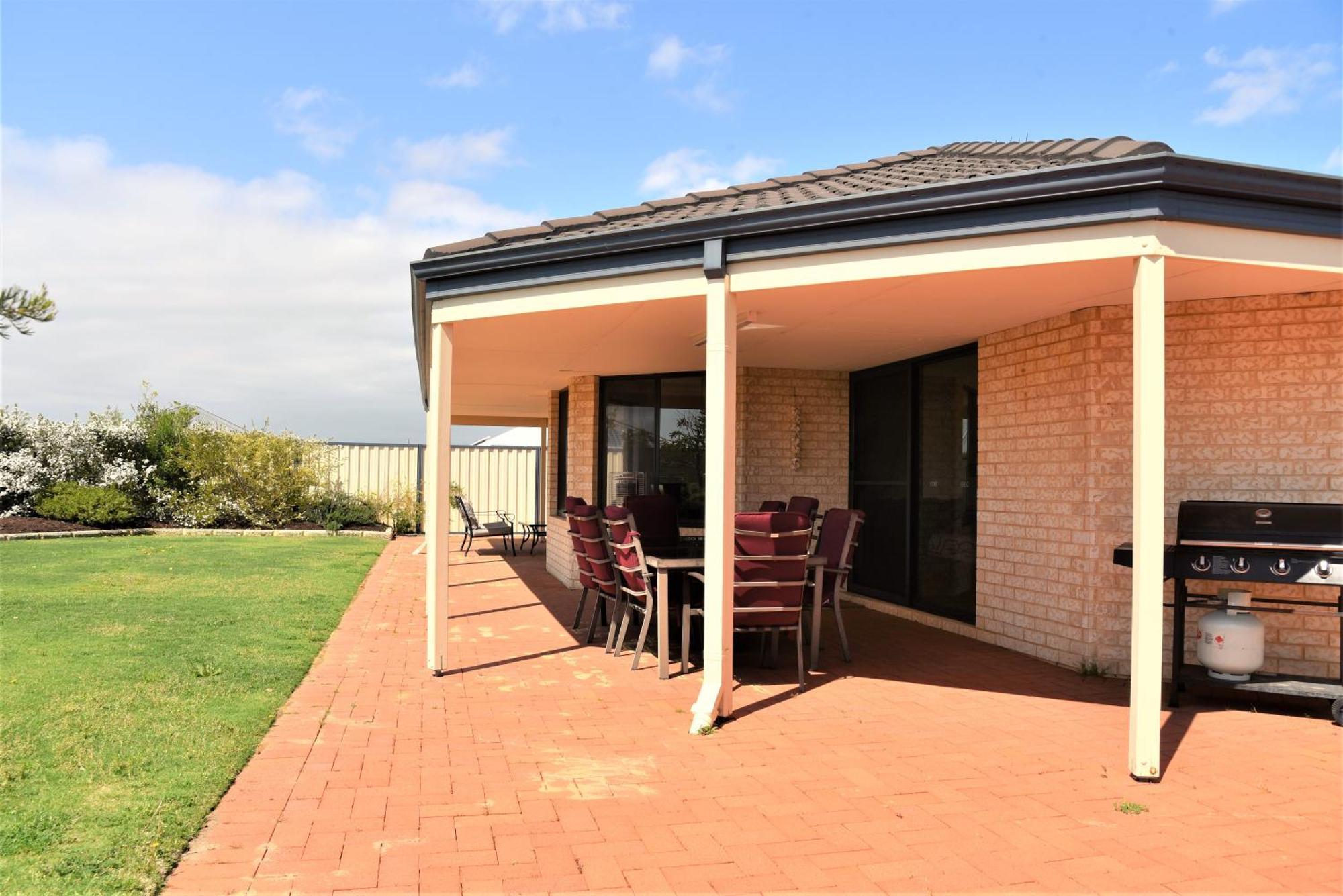 Madora Bay Beach House Villa Mandurah Exterior photo